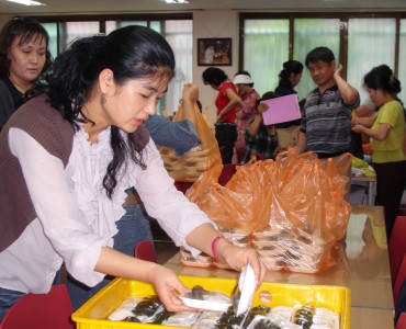 즐거운 한가위 행복한 추석 송편과 함께 해요...^^ 이미지