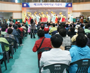 어버이날 기념 행사에 우리춤이 가다!! 이미지