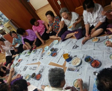 2013년 시범경로당 6개소 시원한 여름나기 행사 이미지