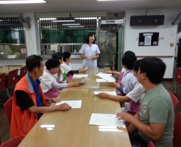 7월 조리원 위생교육 실시 이미지