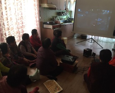 [경로당활성화사업] 실버스크린 영화상영 이미지